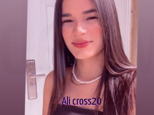 Ali_cross20