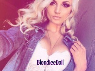 BlondieeDoll