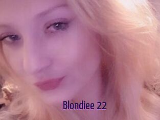 Blondiee_22