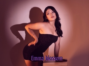 Emma_blossom