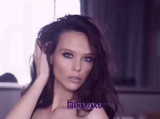 Ianaxoxo