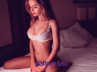 Justine_in_love