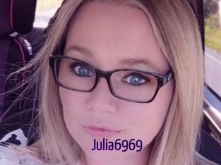Julia6969