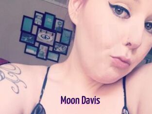 Moon_Davis