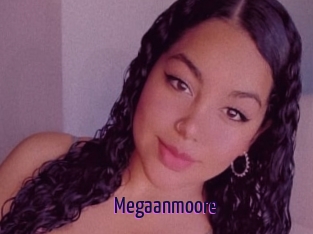 Megaanmoore