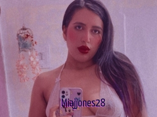 Miajjones28