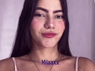 Miiaaxx