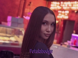 Petulabodge