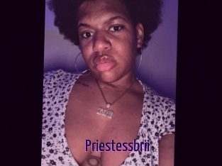 Priestessbrii