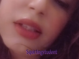 Squirtingstudent