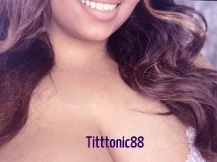 Titttonic88